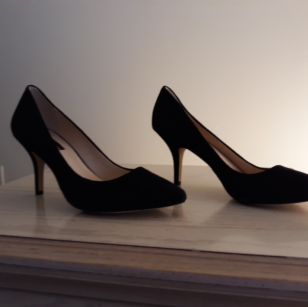 Women's Dress Shoes/Pumps